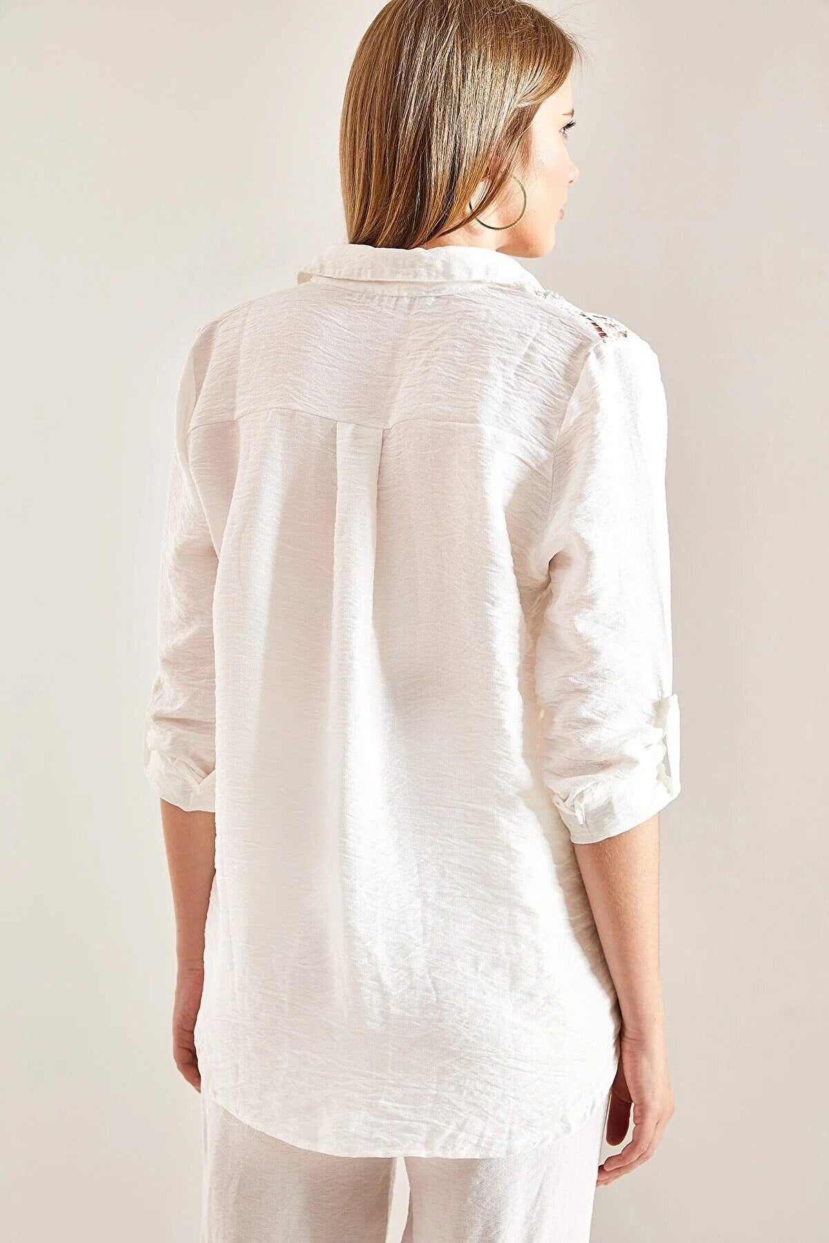 White Lace Design Classic Blouse