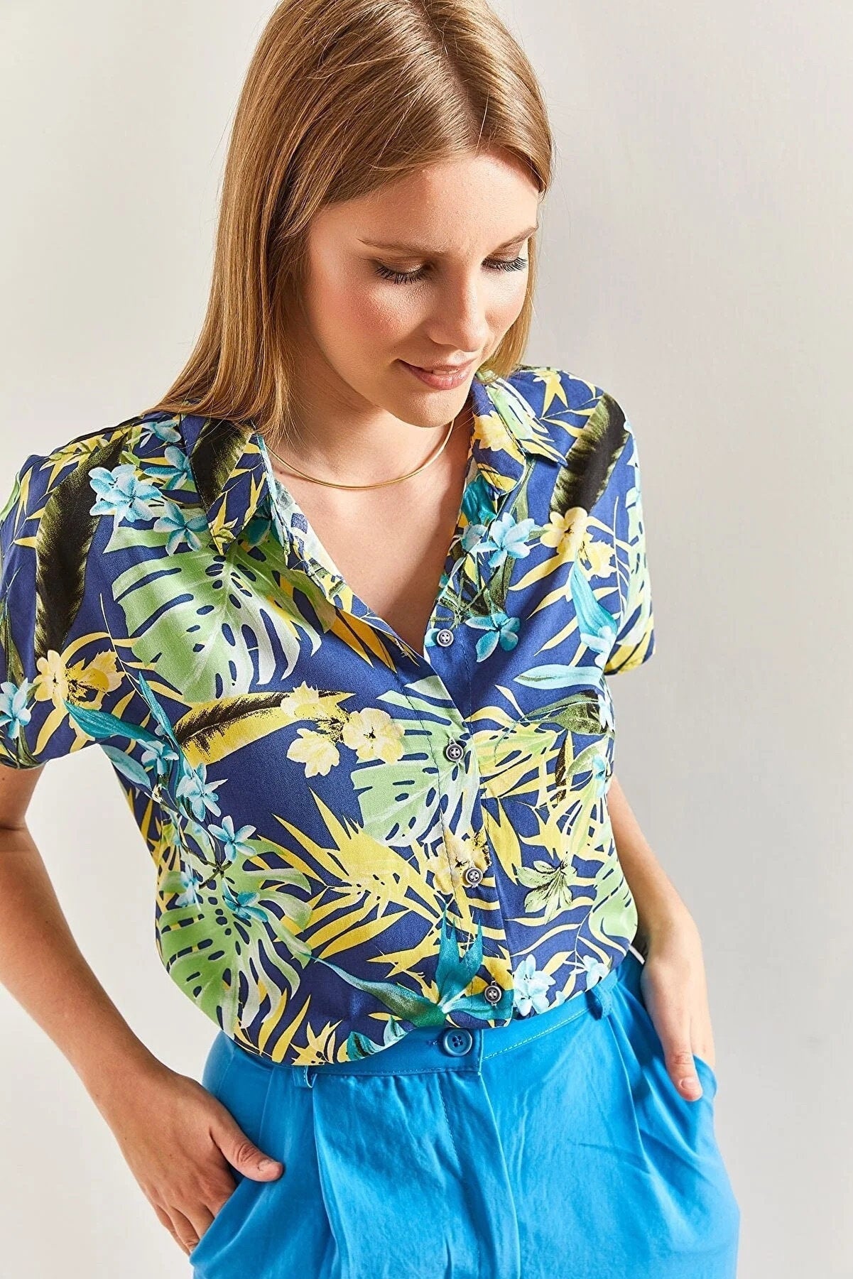 Green & Navy Blue Floral Short Sleeve Blouse