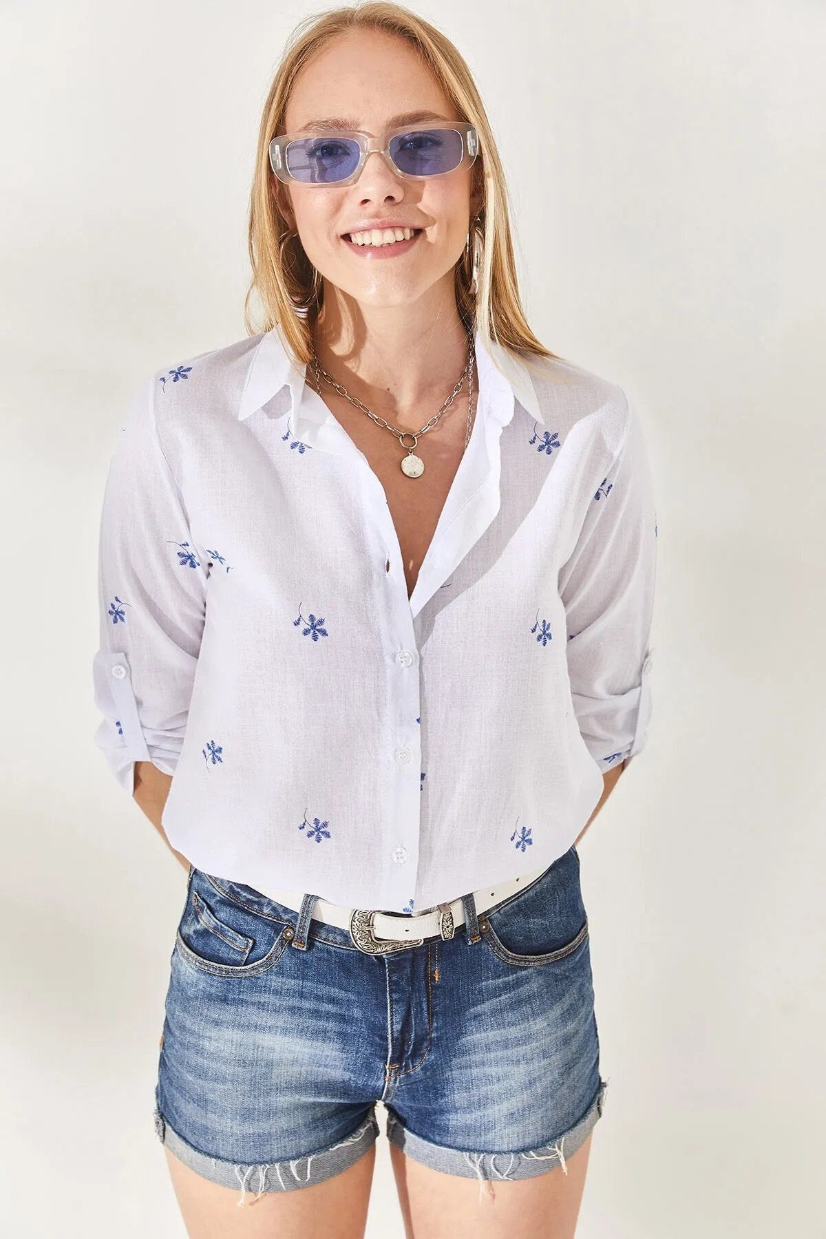 Mini Blue Floral White Linen Blouse