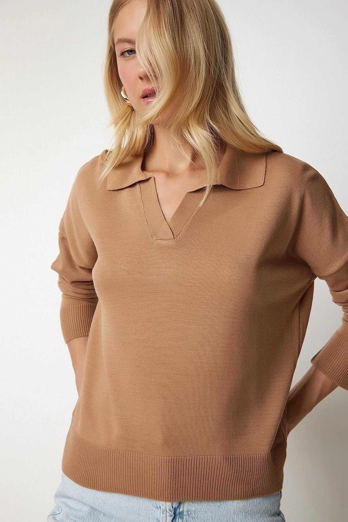 Johnny Collar Polo Camel Sweater