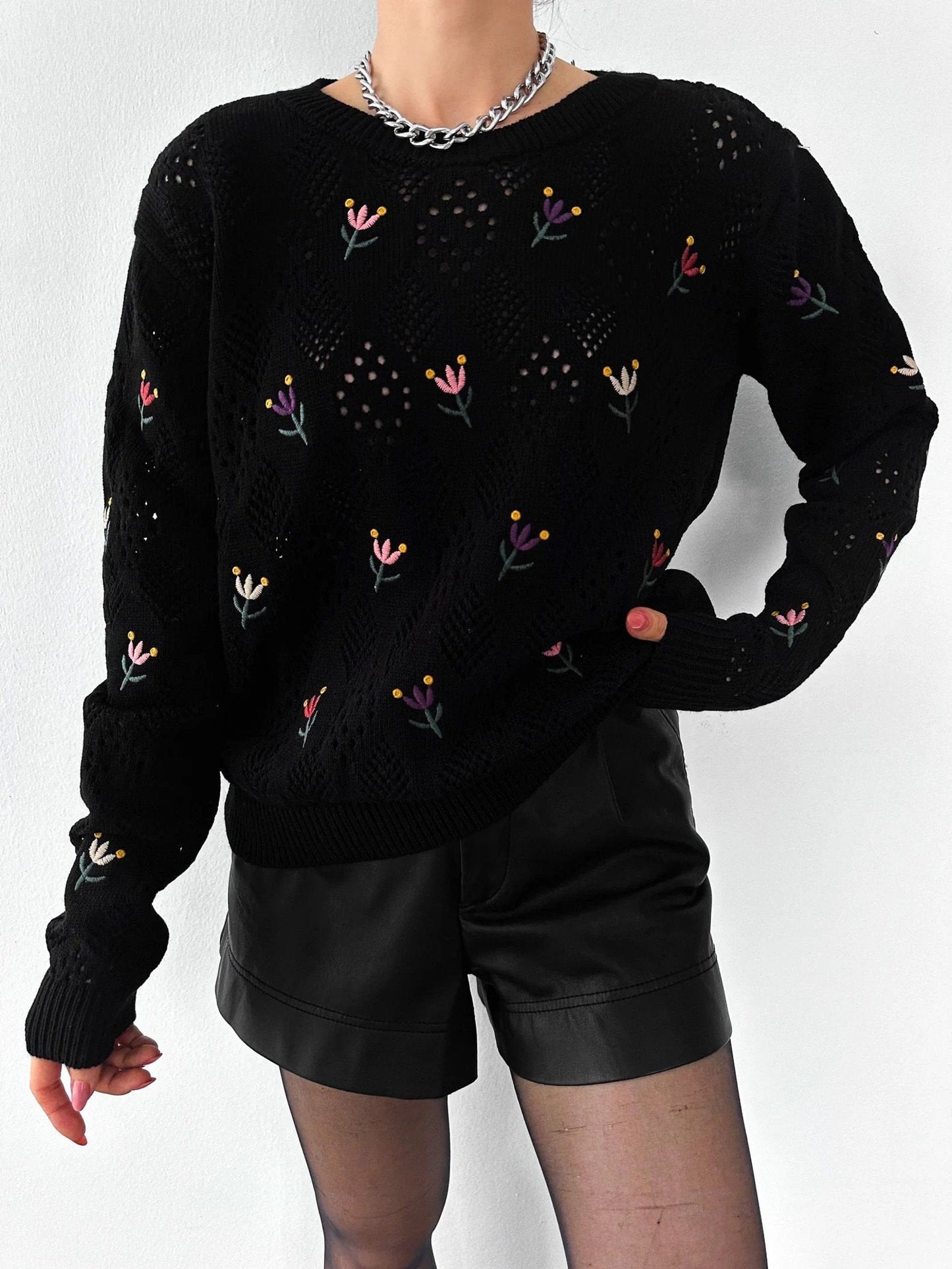 Floral Embroidered Cream Knitted Pullover