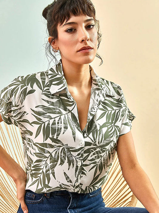 Green Leaf Print Short Sleeve Blouse