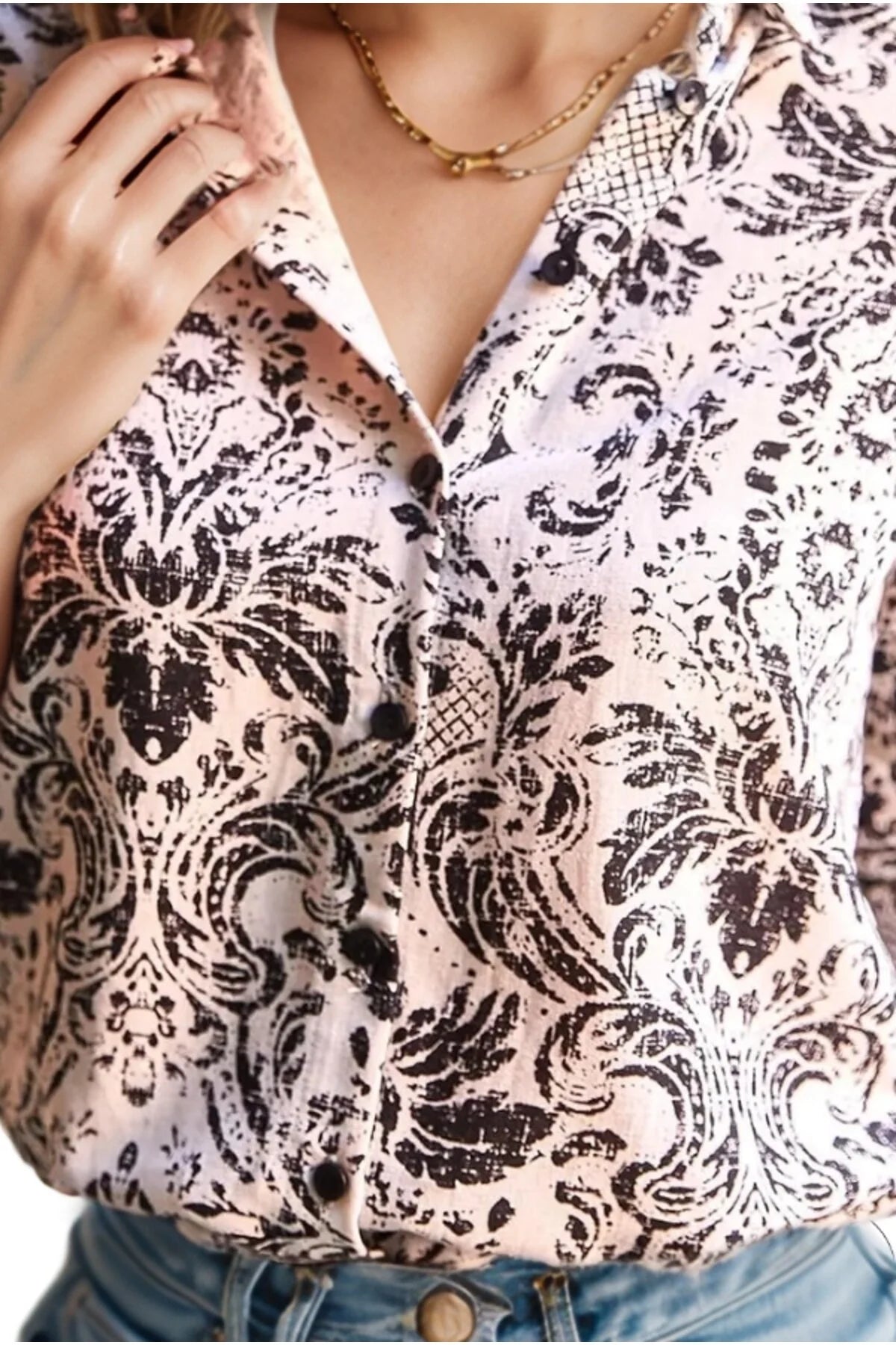 Beverly Black Floral Short Sleeve Button-Down Shirt